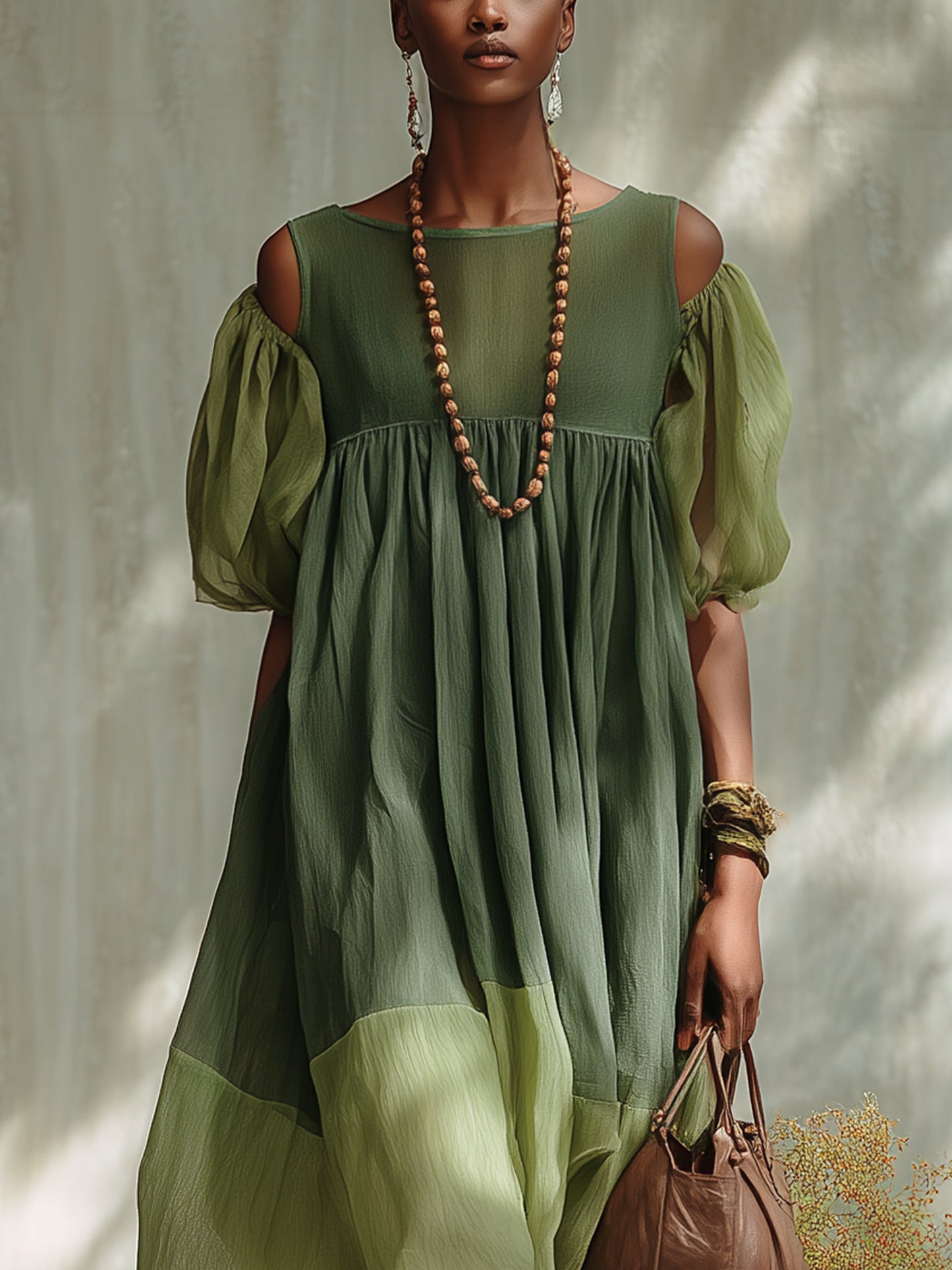 Grøn Chiffon Midikjole med Bare Skuldre