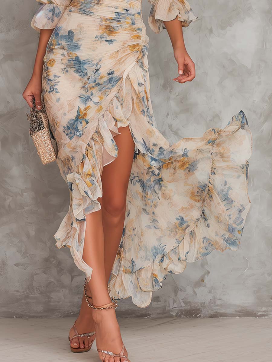 Inge | Uregelmæssig maxikjole i chiffon med blomsterprint og høj hals